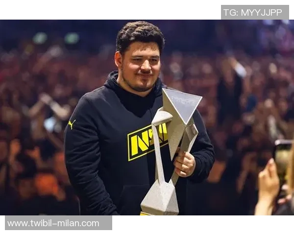 液体教练flashie批判部队打法保存：过于惧怕失利，惧怕犯错